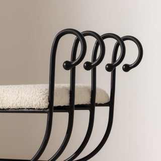 No.17 The Elysée Curls Bench
